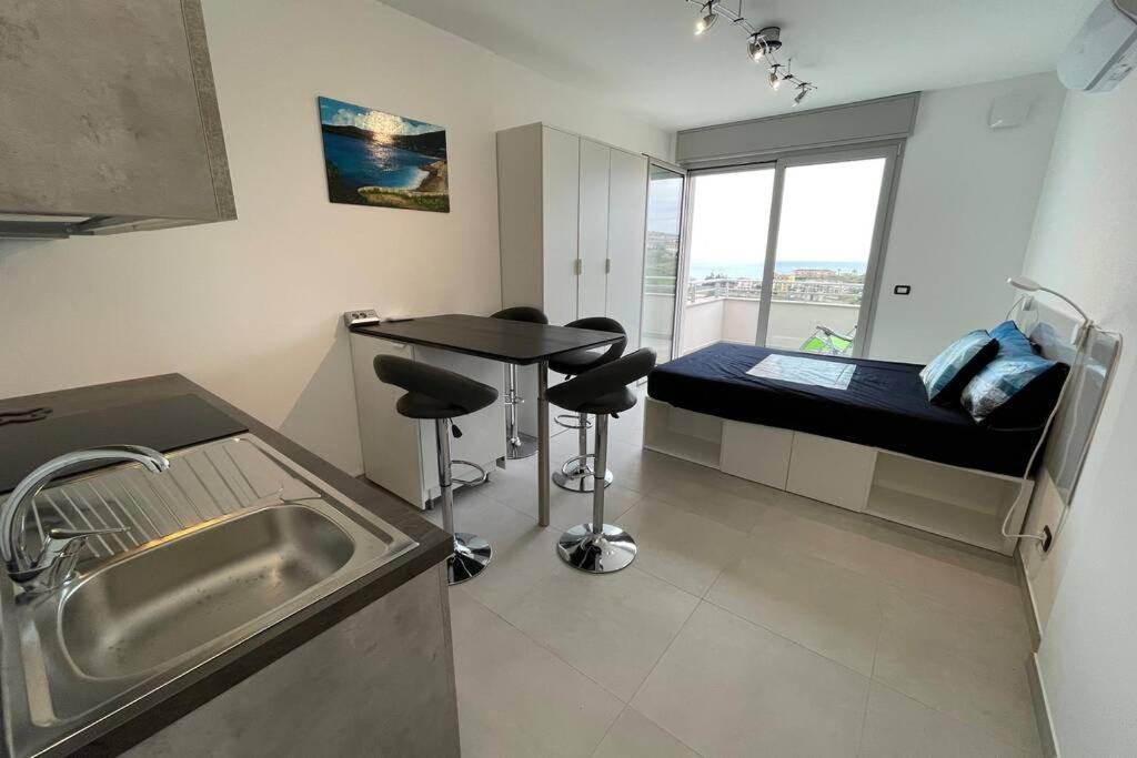 Suite D'Annunzio Mini Luxury ซานเรโม ภายนอก รูปภาพ